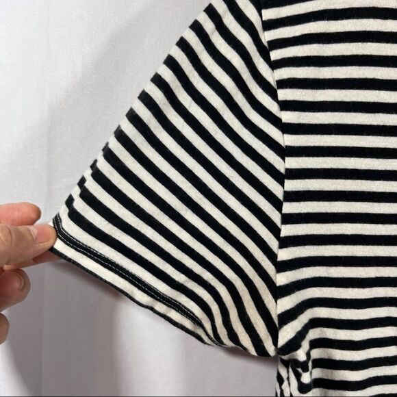 Abercrombie and Fitch Short Sleeve Striped T Shirt - Picture 6 of 10